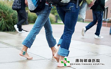 慢性荨麻疹应该如何治疗? 慢性荨麻疹应该如何治疗?