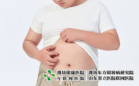 摄图网_501687663_青少年儿童皮肤瘙痒（企业商用）
