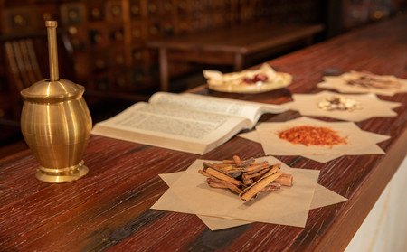 荨麻疹病因,为什么晚上起荨麻疹